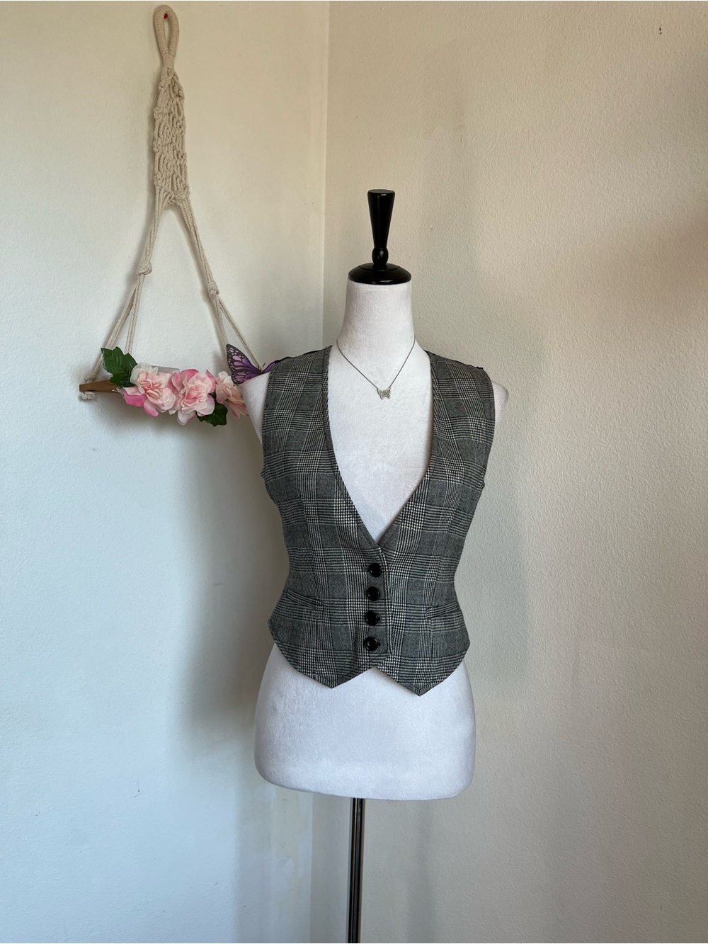 Banana Republic women’s Plaid Vest size 0